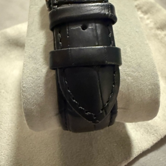 Porsamo Bleu Black Dial Silver Leather Watch - Picture 6 of 11